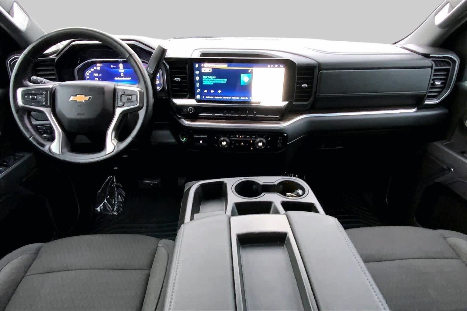 Used 2025 Chevrolet Silverado 2500 LT w/ Convenience Package AWD/4WD image 28