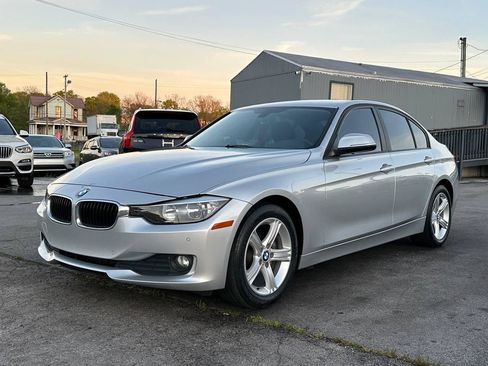 Used 2014 BMW 320i Sedan RWD image 6