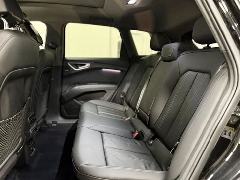 Used 2024 Audi Q4 e-tron Premium Plus w/ Premium Plus image 15
