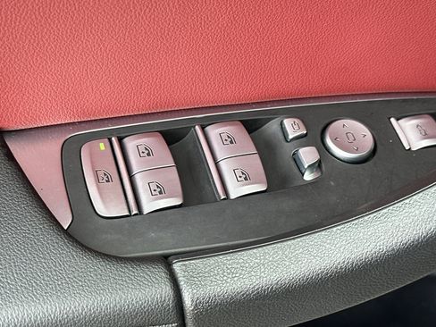 Used 2024 BMW X3 xDrive30i w/ Convenience Package image 13