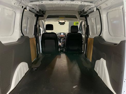 Used 2023 Ford Transit Connect XL FWD image 15