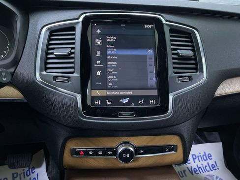 Used 2022 Volvo XC90 T8 Inscription Expression image 21