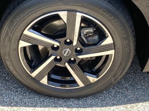 Used 2024 Nissan Sentra SV w/ Trunk Package FWD image 29