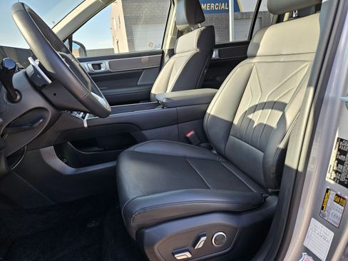 Used 2026 Hyundai Santa Fe SEL image 15