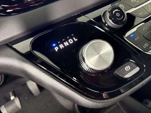 New 2026 Chrysler Voyager LX image 26