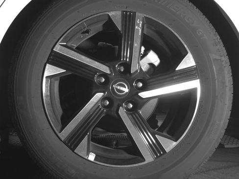 Used 2025 Nissan Sentra SV FWD image 13