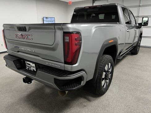 Used 2024 GMC Sierra 2500 Denali w/ Denali Reserve Package image 12