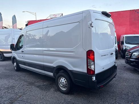 Used 2023 Ford Transit 250 Medium Roof AWD w/ Load Area Protection Package image 4