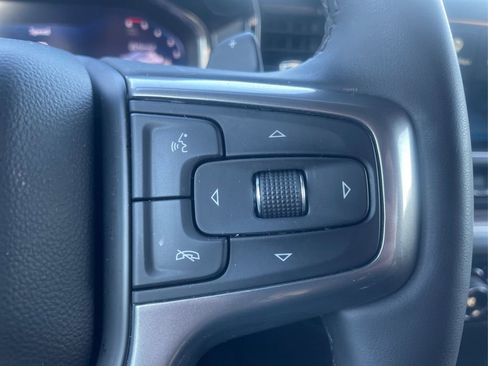 Used 2025 Chevrolet Silverado 1500 LT Trail Boss w/ Convenience Package II AWD/4WD image 31