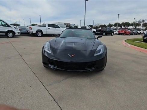 Used 2015 Chevrolet Corvette Z06 w/ 3LZ Preferred Equipment Group image 3