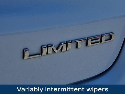 Used 2025 Jeep Compass Limited AWD/4WD image 32