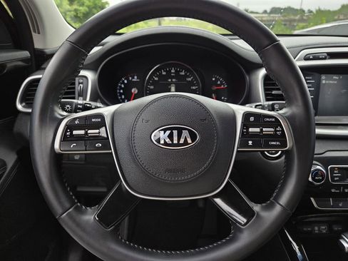 Used 2019 Kia Sorento EX FWD image 22