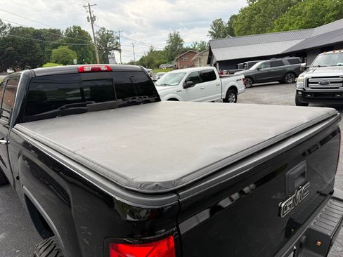 Used 2016 GMC Sierra 2500 Denali w/ Duramax Plus Package AWD/4WD image 59