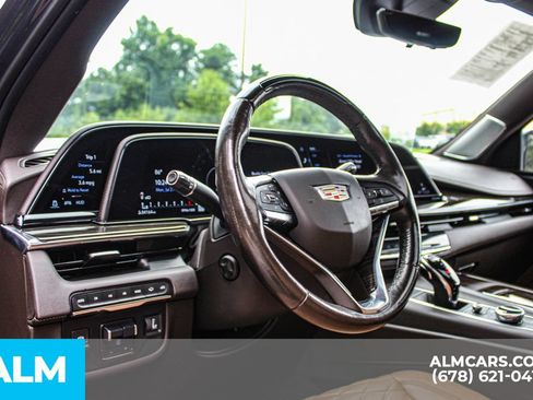 Used 2021 Cadillac Escalade Premium Luxury w/ Driver Assist Tech Package AWD/4WD image 35