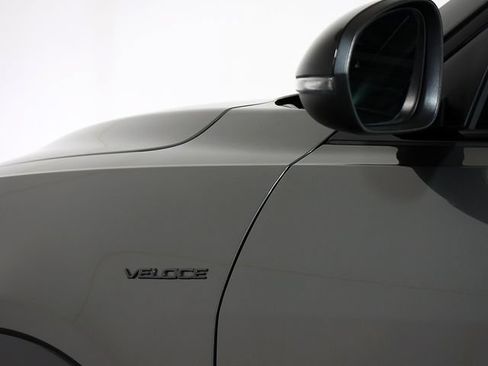 Used 2024 Alfa Romeo Tonale Veloce AWD/4WD image 12