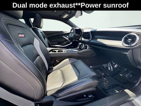 Used 2021 Chevrolet Camaro SS RWD image 21