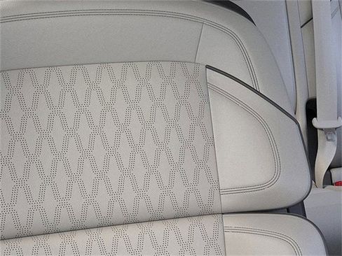 New 2026 Lincoln Nautilus Black Label image 16