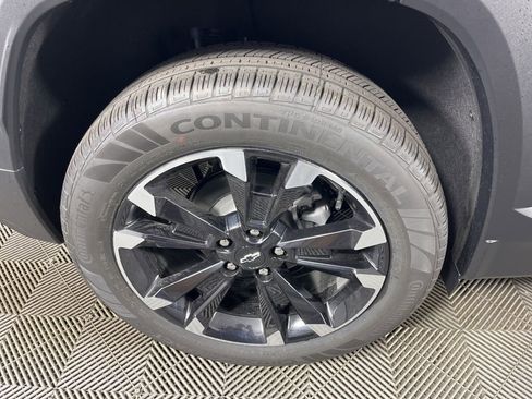 New 2026 Chevrolet Equinox RS AWD/4WD image 13
