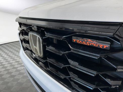 New 2025 Honda Pilot TrailSport image 11