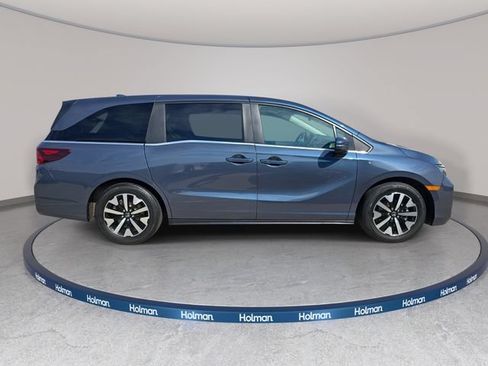Used 2025 Honda Odyssey EX-L image 5