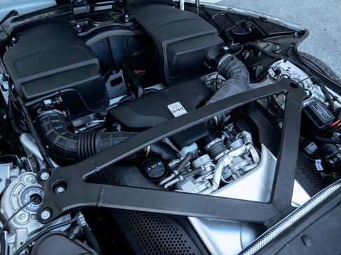 Used 2019 Aston Martin DB11 Volante RWD image 27