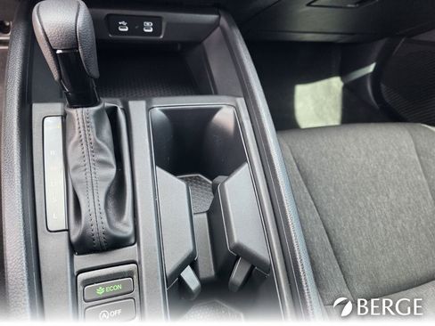 Used 2023 Honda Accord LX image 19