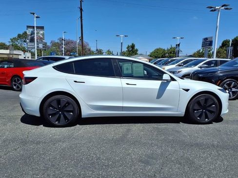 Used 2025 Tesla Model 3 RWD image 22