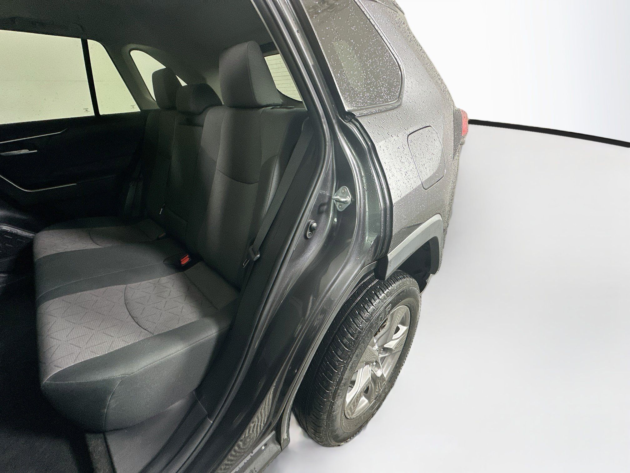 Used 2023 Toyota RAV4 XLE w/ Convenience Package FWD image 26