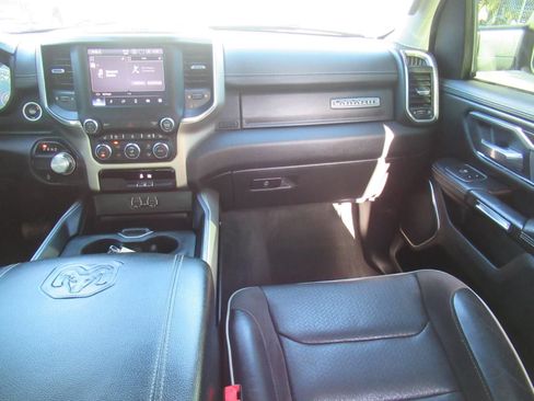 Used 2022 RAM 1500 Laramie RWD image 17