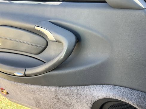 Used 2002 Porsche 911 Carrera image 23