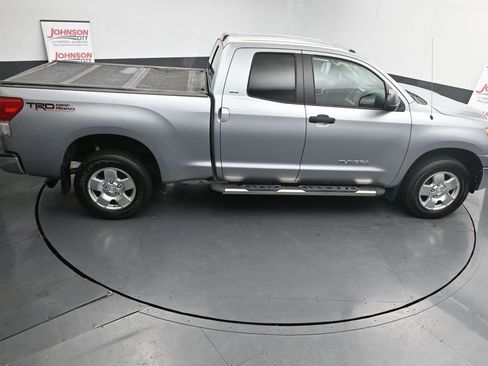 Used 2011 Toyota Tundra 4x4 Double Cab image 30