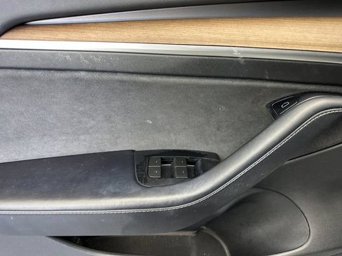 Used 2022 Tesla Model 3 Long Range AWD/4WD image 10