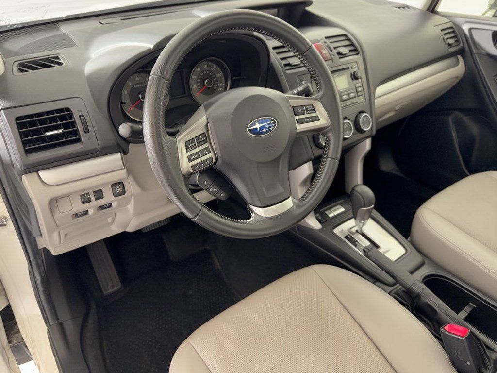 Used 2015 Subaru Forester 2.5i Limited w/ Popular Package #2 AWD/4WD image 4