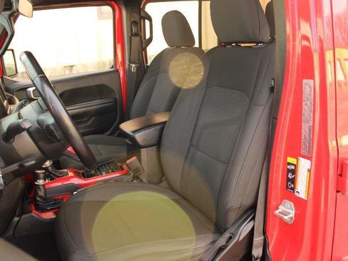 Used 2021 Jeep Wrangler Unlimited Sport AWD/4WD image 11