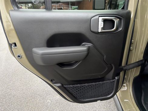 New 2026 Jeep Gladiator Sport image 22