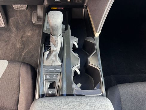 Used 2025 Toyota Camry LE image 41