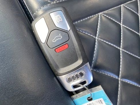 Used 2018 Audi SQ5 Prestige image 24