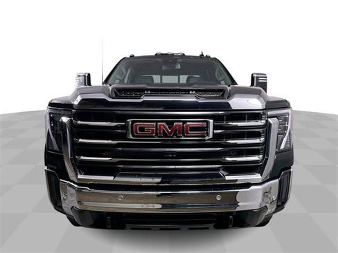New 2026 GMC Sierra 2500 SLT w/ SLT Premium Package image 3