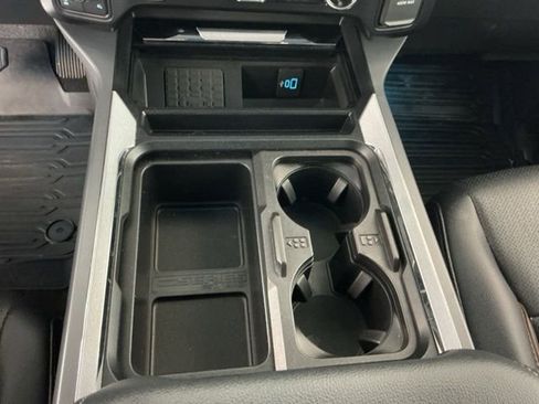 Used 2025 Ford F350 Lariat w/ Black Appearance Package image 22