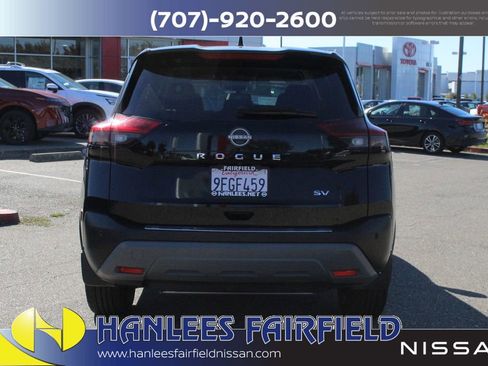 Used 2023 Nissan Rogue SV image 8