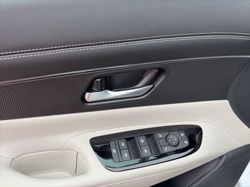 New 2026 Nissan Murano SV image 11