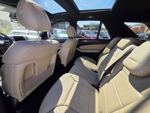 Used 2015 Mercedes-Benz ML 350 2WD image 37