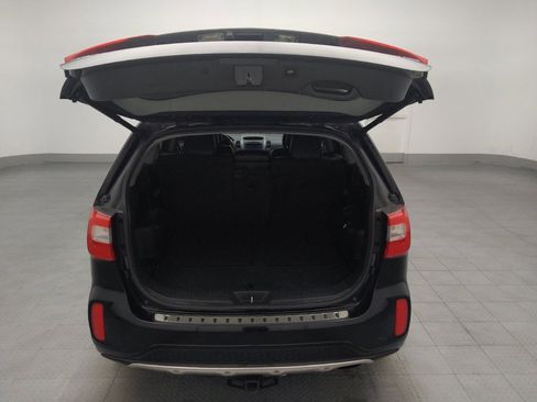 Used 2014 Kia Sorento SX w/ 3rd Row Package FWD image 29
