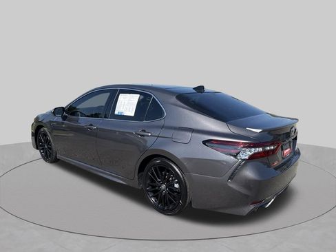 Used 2023 Toyota Camry XSE FWD image 6