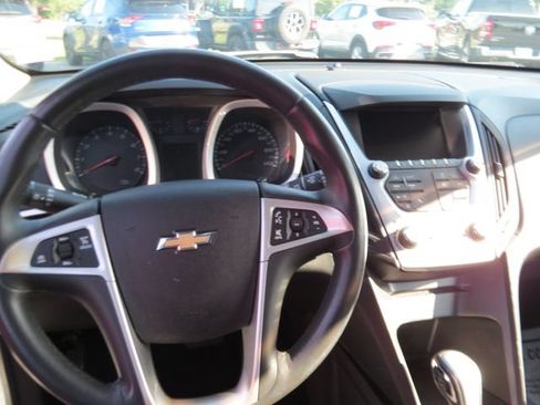 Used 2013 Chevrolet Equinox LT FWD image 15