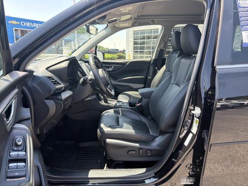 Used 2024 Subaru Forester Limited AWD/4WD image 14
