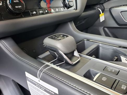 New 2026 Nissan Pathfinder SL AWD/4WD image 26