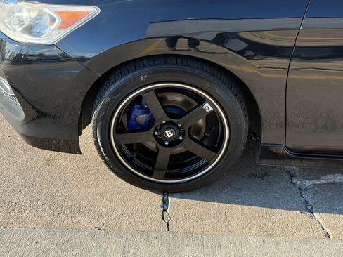 Used 2017 Honda Accord Sport image 39