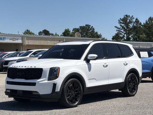 Used 2022 Kia Telluride SX w/ SX Prestige Package AWD/4WD image 16