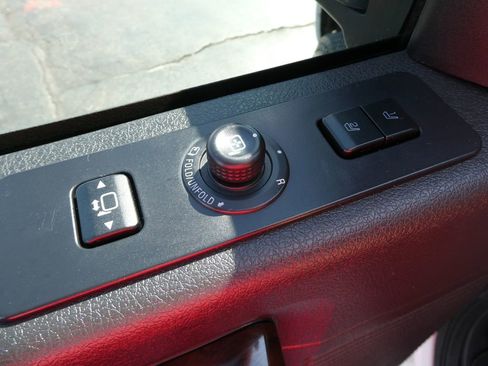 Used 2016 Ford F250 Platinum w/ FX4 Off-Road Package AWD/4WD image 24